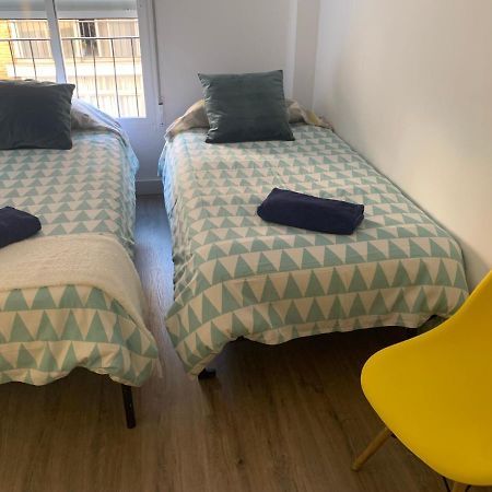 Centro Grupos Malaga Parking Gratis 3 Apartment ภายนอก รูปภาพ