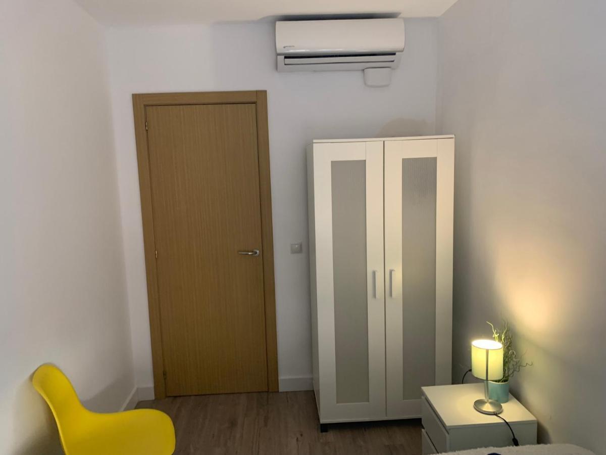 Centro Grupos Malaga Parking Gratis 3 Apartment ภายนอก รูปภาพ