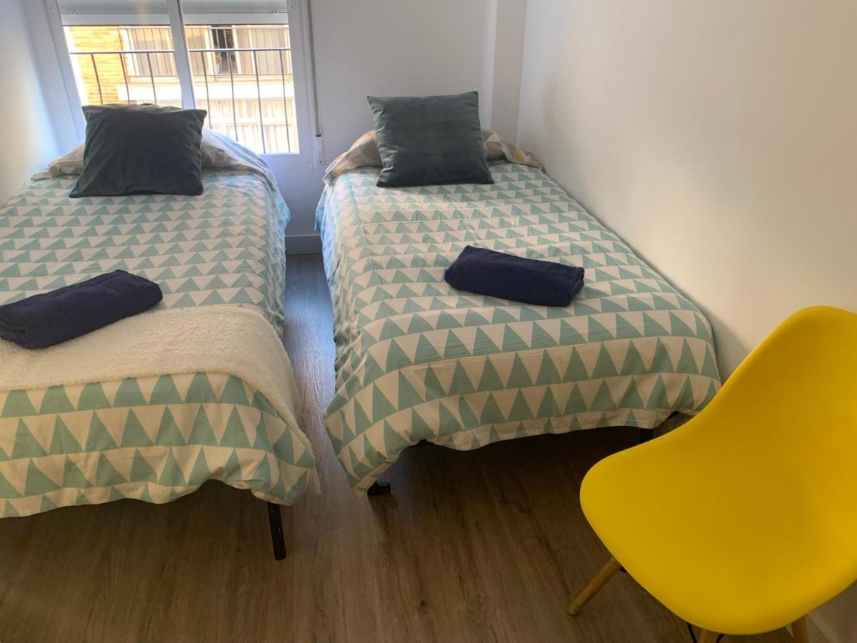 Centro Grupos Malaga Parking Gratis 3 Apartment ภายนอก รูปภาพ